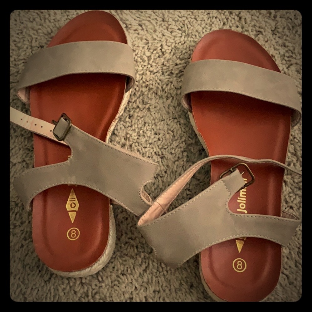 Brand new shoes! Never worn!